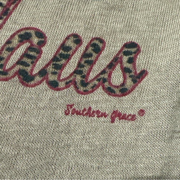 SOLD Southern Grace Women’s  *M Christmas Tunic Tee Leopard Elbows Santa Retro - Picture 3 of 9